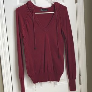 Burgundy Burton frayed bottom hooded sweater